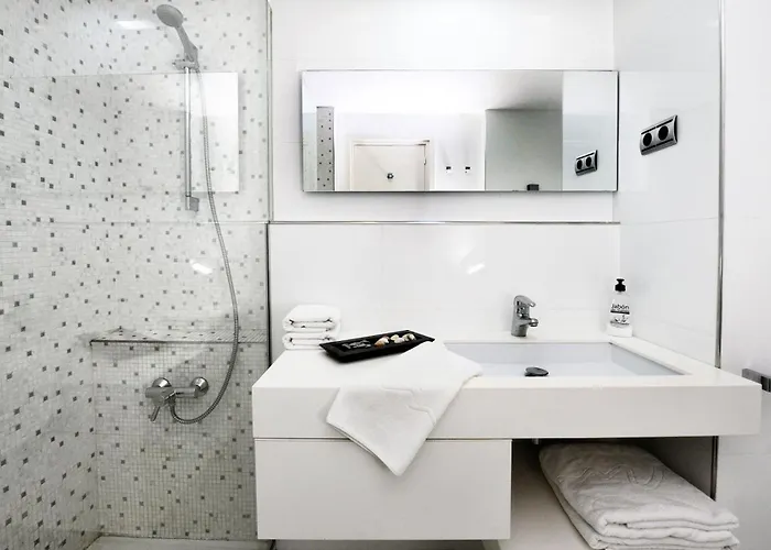 Frente Al Mar Con Piscina Apartamento