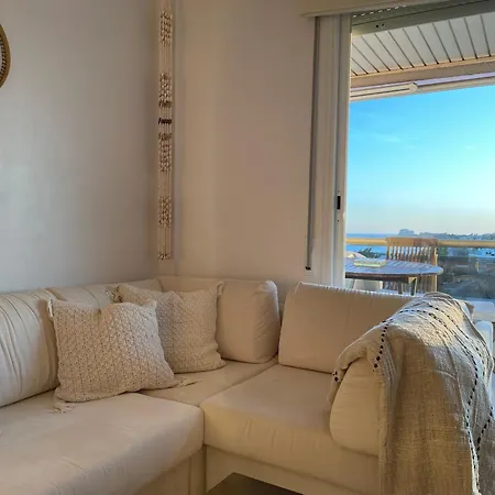 アパート Frente Al Mar Con Piscina シッチェス